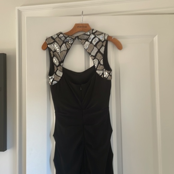 Cache black and silver sequence evening gown ruched back and size 6 - Picture 4 of 5